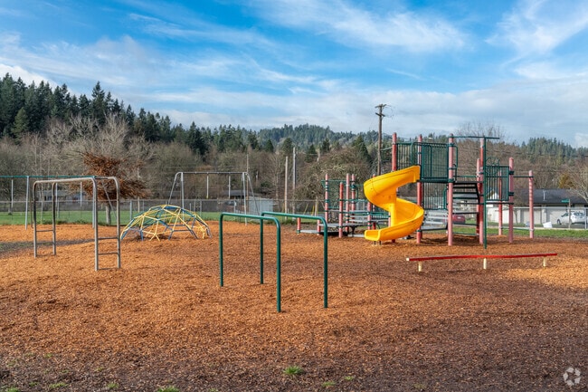 Charlemagne French Immersion Elementary School has a playground for students to enjoy in Eugene.