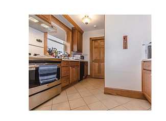 14 S Russell St, Boston, MA 02114