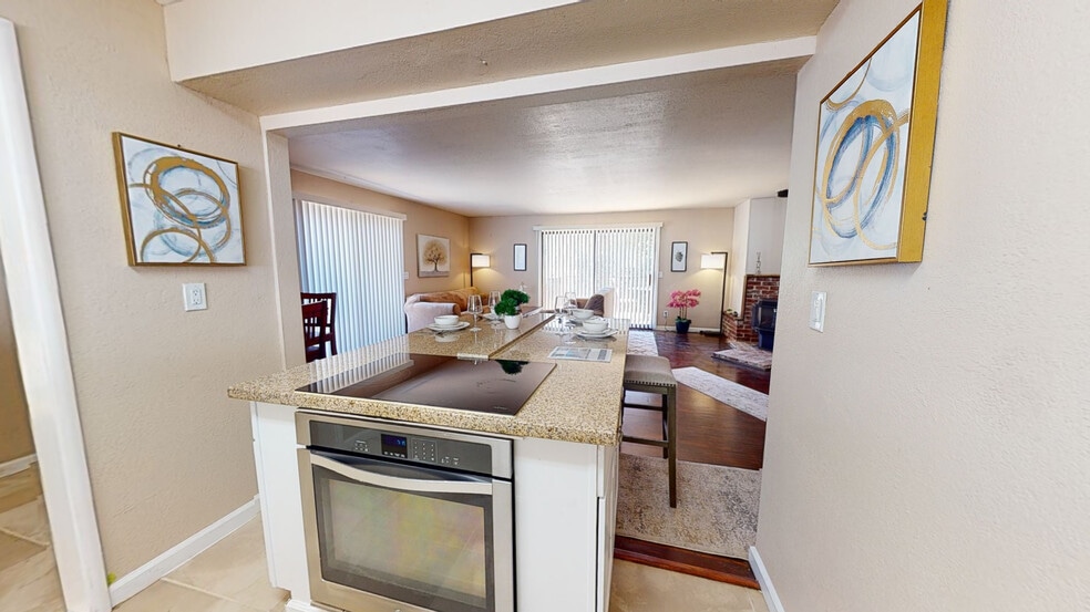 15395 Lake Arthur Rd unit Main Unit 2BR, Auburn, CA 95602 - photo 1