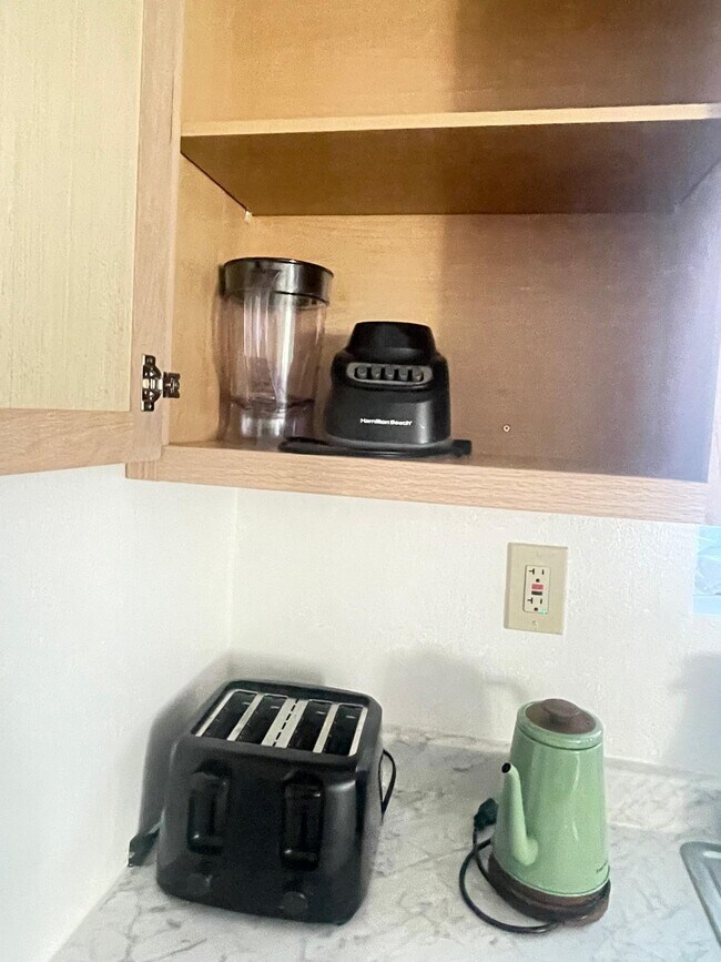 7001 Sherwood Ave unit 2, Anchorage, AK 99504 - photo 7