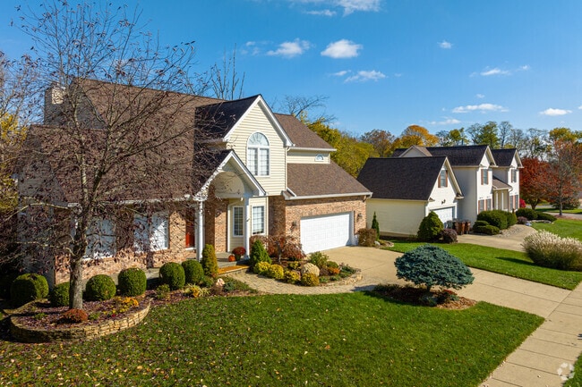 Beautiful landscapes show pride in ownership for this row of Oxford homes.