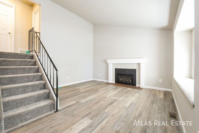 1417 S Biscay Way, Aurora, CO 80017 - photo 3
