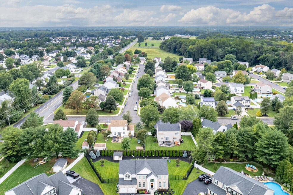 Neighborhood_Lumberton_Final