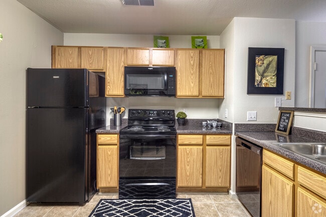 Cedarcrest Village, Lexington, SC 29072 - photo 2