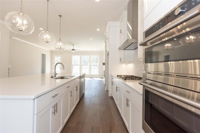 161 Basil St, Cumming, GA 30040 - photo 7