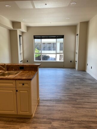 1300 Market St Unit 204, Redding, CA 96001