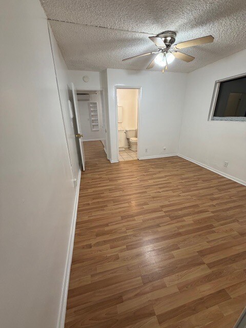 1802 E Glenoaks Blvd unit B, Glendale, CA 91206 - photo 6