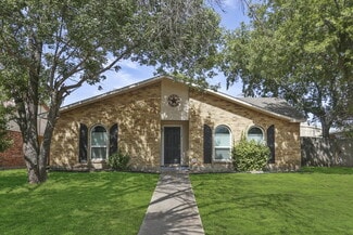 7438 Emory Oak Ln, Dallas, TX 75249