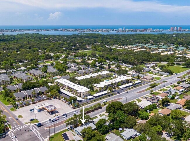 11615 Park Blvd, Seminole, FL 33772 - photo 3