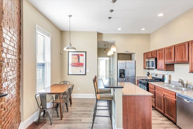 925 S Sarah St unit ID1031865P, Saint Louis, MO 63110 - photo 5