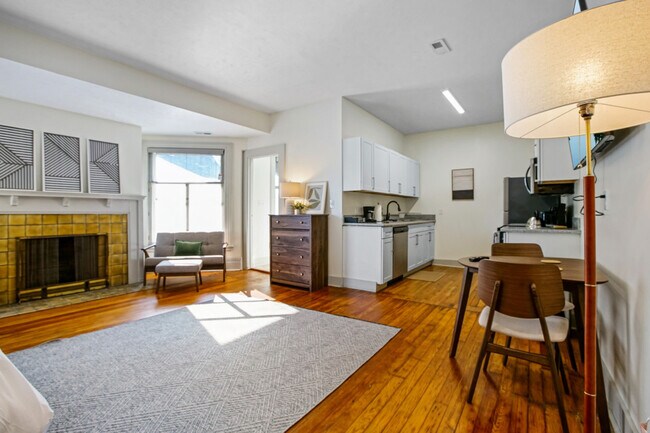 1848 E 89th St unit ID1061083P, Cleveland, OH 44106 - photo 4