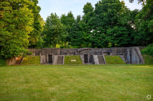 Fort Hunt has a rich history that dates back to the Spanish American War.