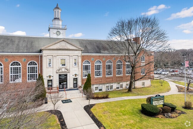 Richard J. Bailey Elementary School is a highly rated academic institution within White Plains.