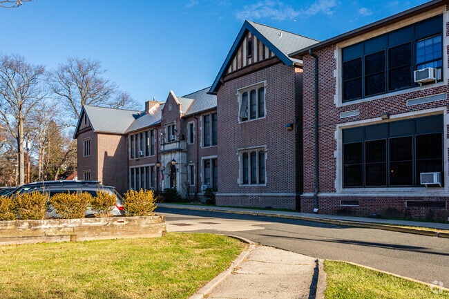 Marshall Elementary School