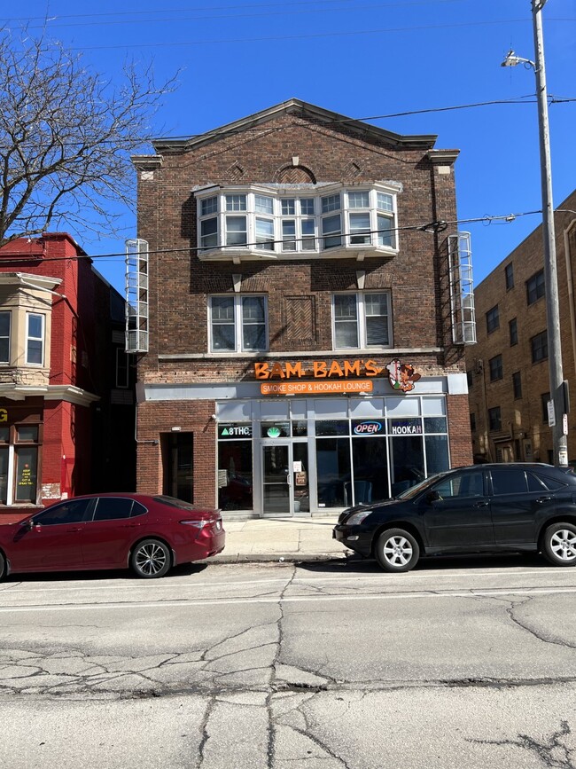 3118 N Downer Ave Unit 2, Milwaukee, WI 53211