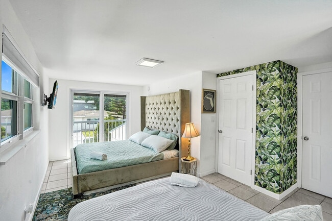 712 SW 7th Terrace unit ID1037652P, Hallandale Beach, FL 33009 - photo 3