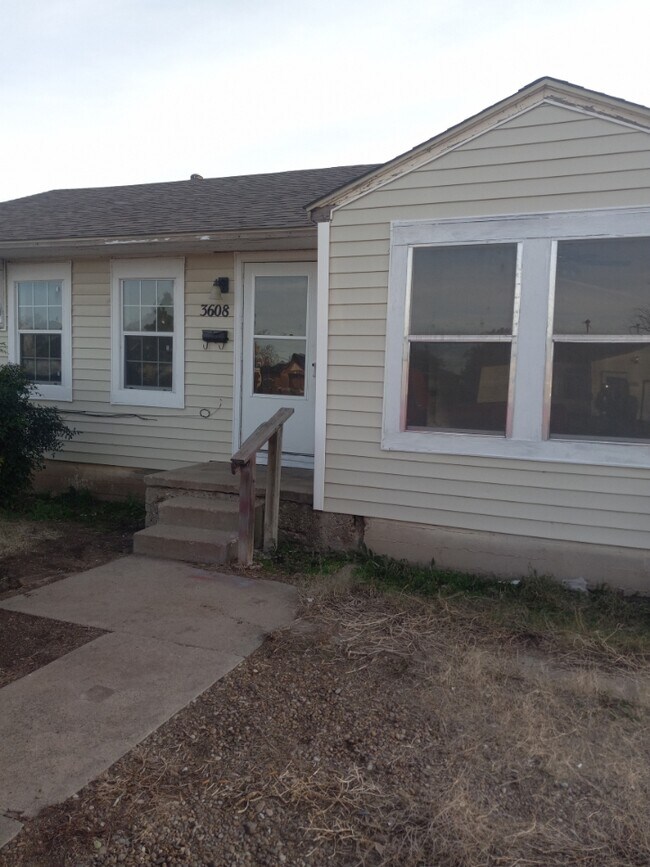3610 NE 13th Ave, Amarillo, TX 79107
