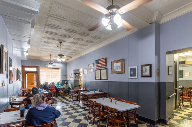 The City Cafe is the oldest running restaurant in Tennessee.