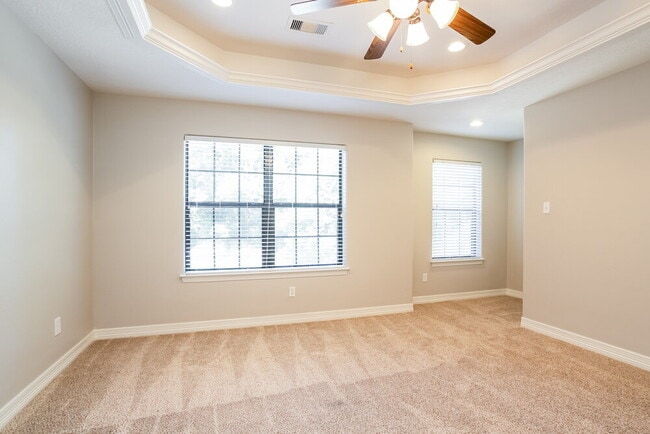 612 Spruce Dr, Conroe, TX 77302 - photo 7