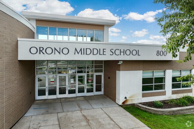 Orono Middle School enrolls nearly 700 students in grades 6-8.