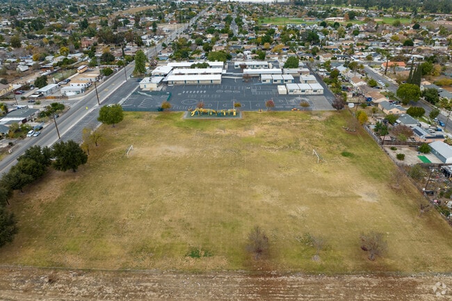 Manuel A Salinas Creative Arts Elementary provides a safe, positive, and nurturing environment.