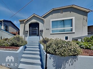 2860 Montana St, Oakland, CA 94602