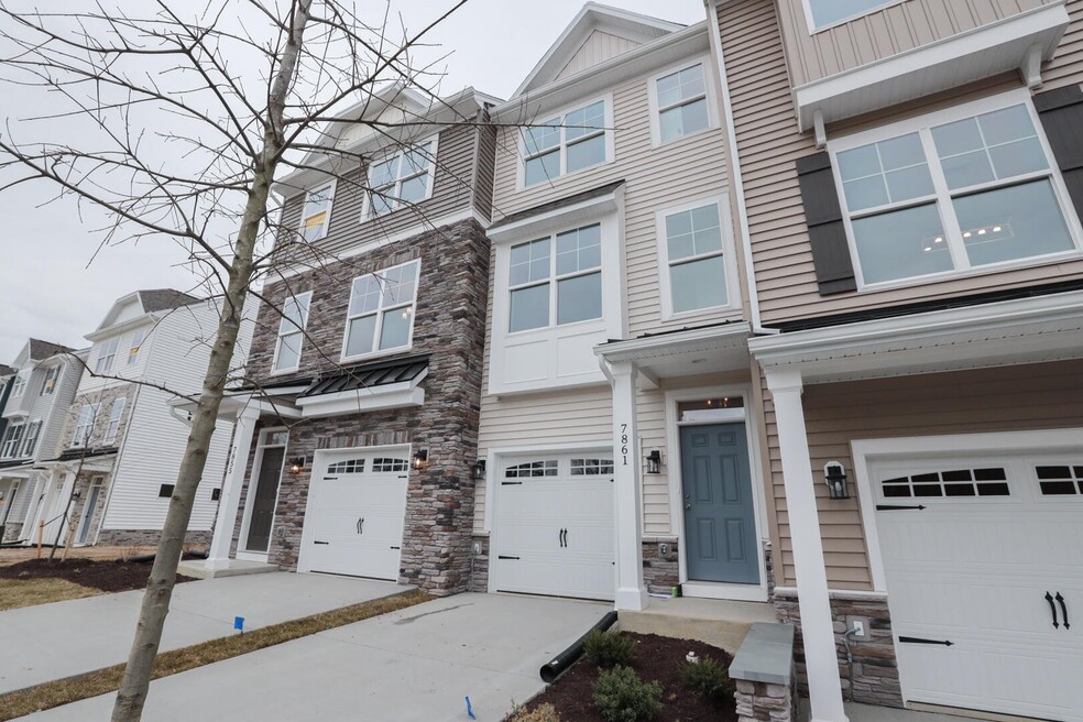 7861 Alexandria Dr, Chesterfield, VA 23832 - photo 1