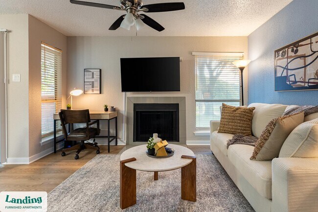 711 Brentford Place unit 116, Arlington, TX 76006 - photo 2