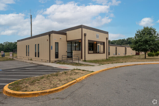 Holmes Middle School offers portable classrooms in Annandale.