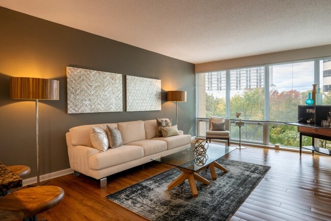 Concord Crystal City, Arlington, VA 22202 - photo 3