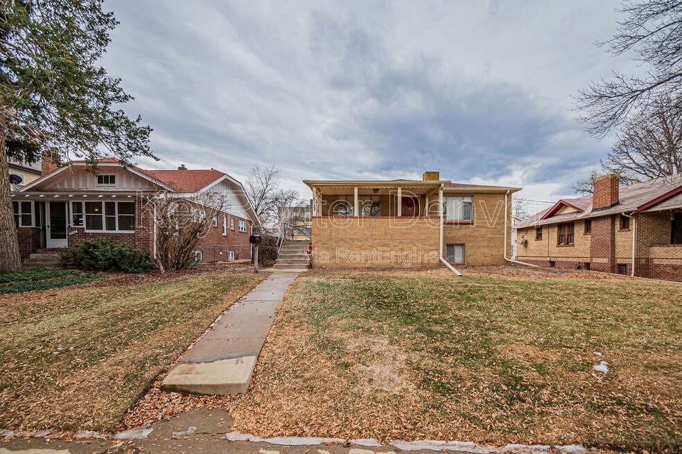 2033 1/2 Clayton Street