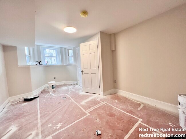 564 E 5th St unit 1, Boston, MA 02127 - photo 7