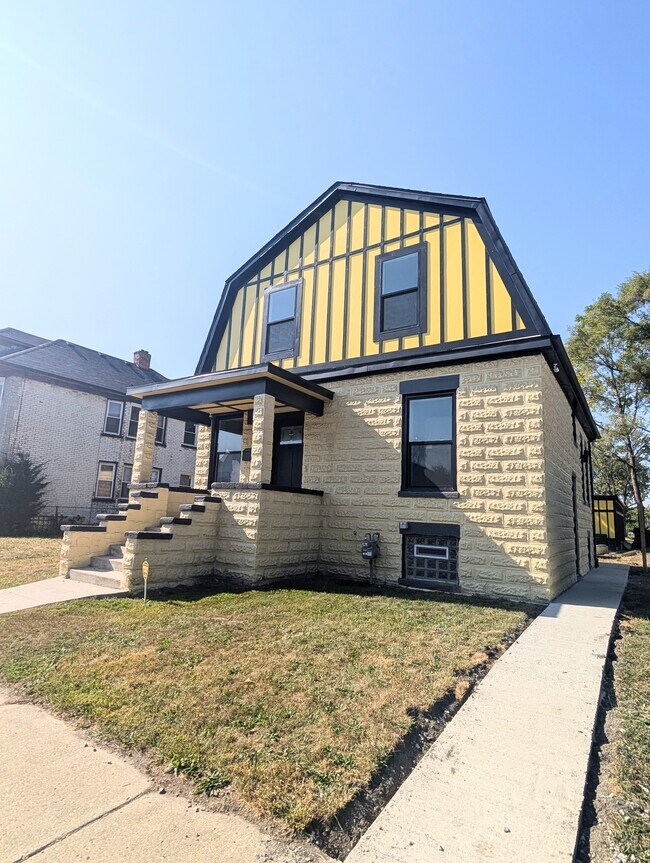 7377 Melrose St, Detroit, MI 48211