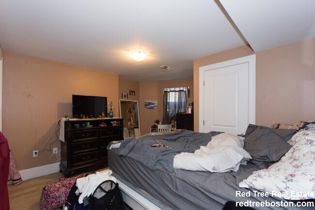 20 Saint Lukes Rd, Allston, MA 02134 - photo 5