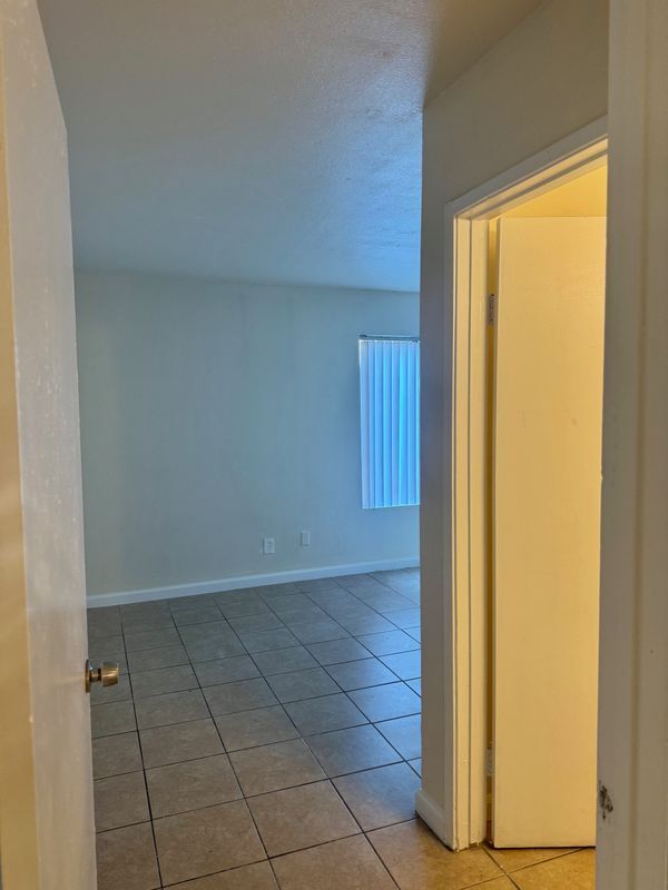 831 N San Antonio Ave, Pomona, CA 91767 - photo 7