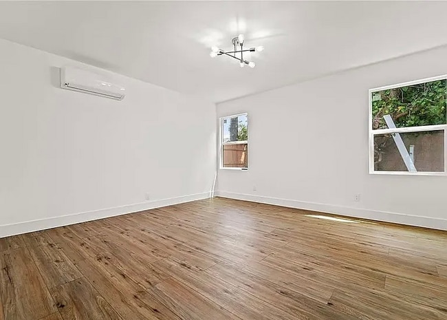 8124 Shirley Ave, Los Angeles, CA 91335 - photo 7