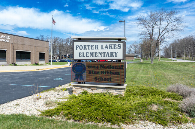 Porter Lakes Public Pre-K & Elementary School pylon.