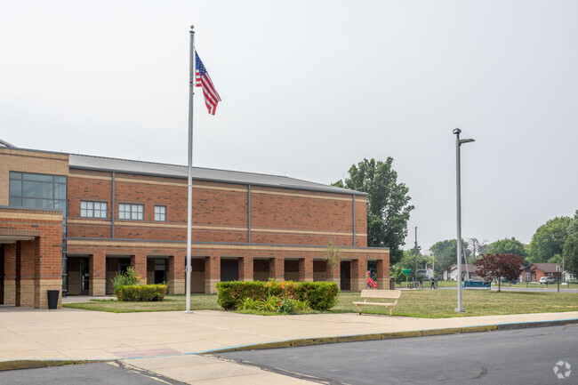 Linden Elementary School is a public school in Hamilton.