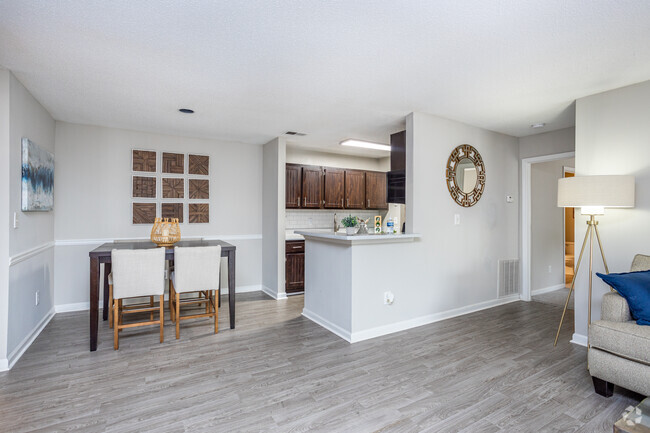 2BR, 2BA - 1,152SF - Dining/Kitchen