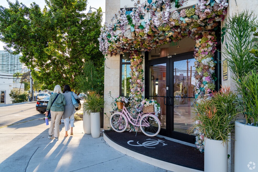 NH_Bayshore_541233_P2_V2_PL_040324