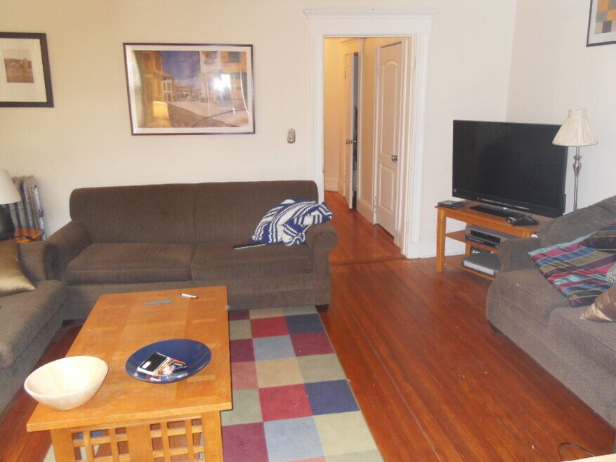 10 Parkway Rd unit 2, Brookline, MA 02445 - photo 1