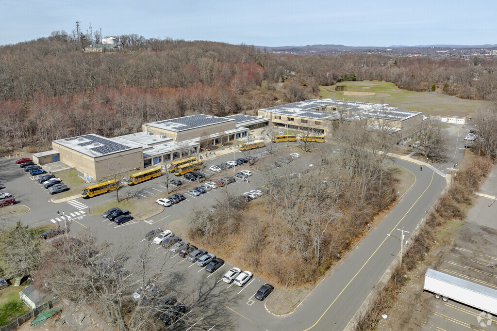 Carrigan 5/6 Intermediate School is a highly rated school located in West Shore.