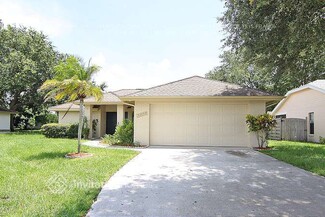 3829 78th Ave Cir E, Sarasota, FL 34243