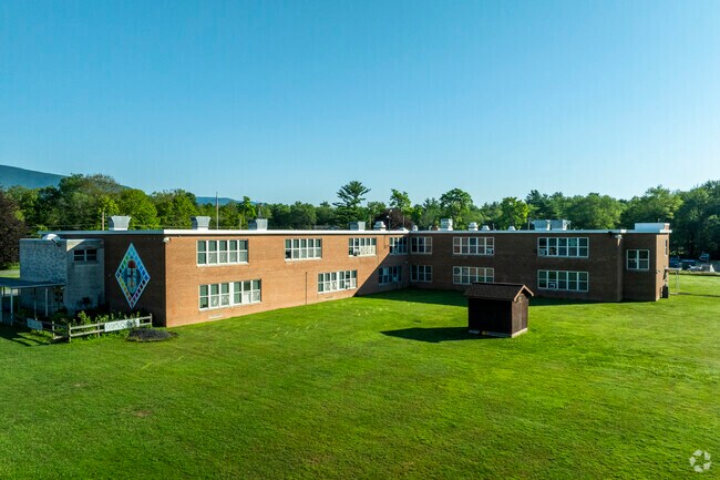 Morse School has 301 students of which  27% of students are at least proficient in math.