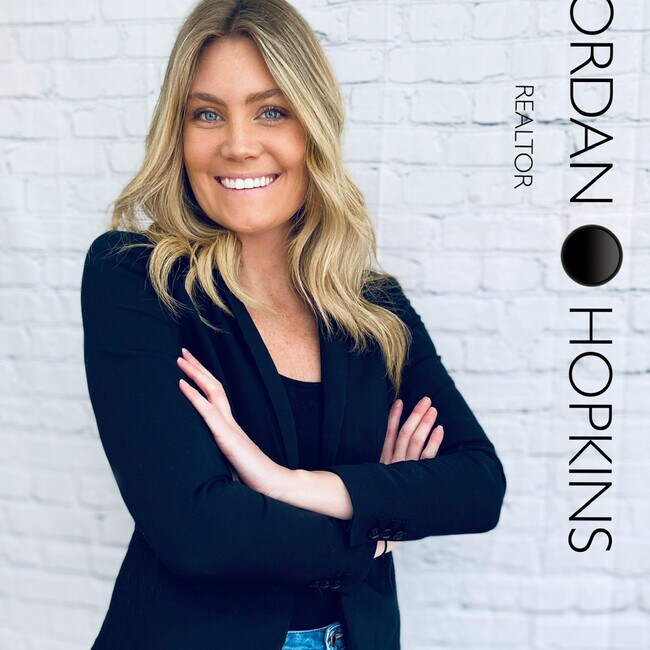 Jordan Hopkins Real Estate Agent in Aston, PA