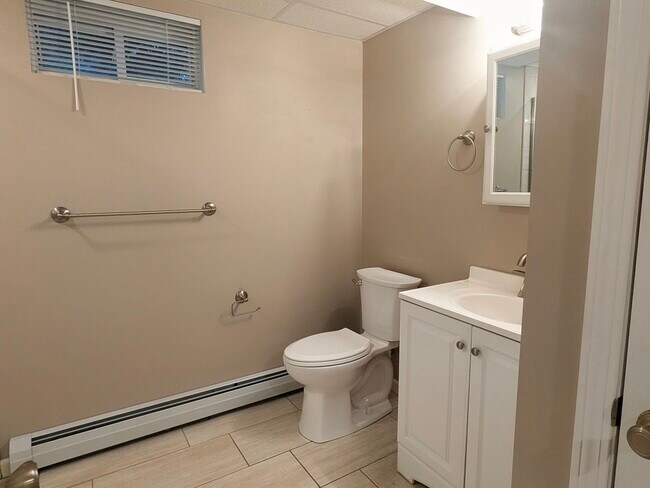 17 Columbus Rd, Woburn, MA 01801 - photo 5