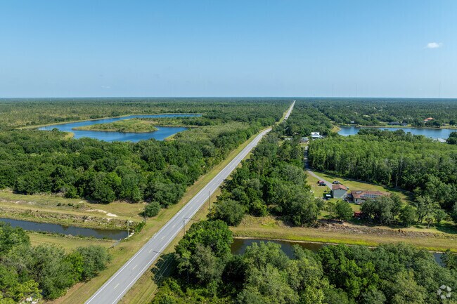 Two-lane roads lead to nearby highways for easy access to amenities in Wedgefield.