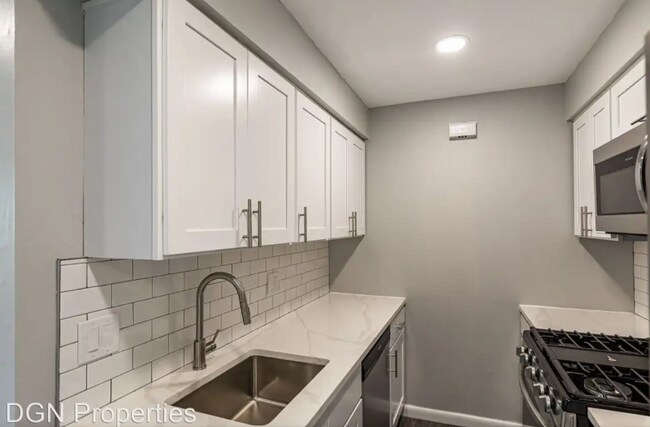 5770 Frankford Ave unit 123, Philadelphia, PA 19135 - photo 2