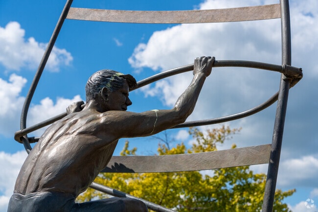 A statue in Walworth reflecting its connection to the nearby Lake Geneva.