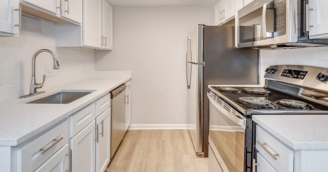 Sparrows Point Townhomes and Apartments, Virginia Beach, VA 23453 - photo 2